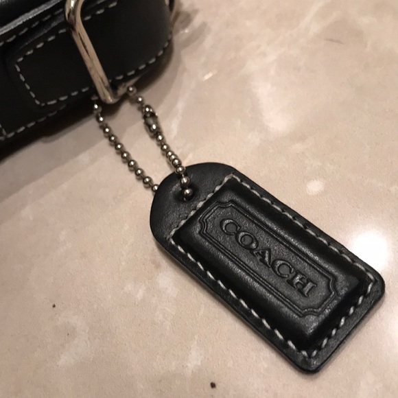 Black Coach handbag - Picture 2 of 3